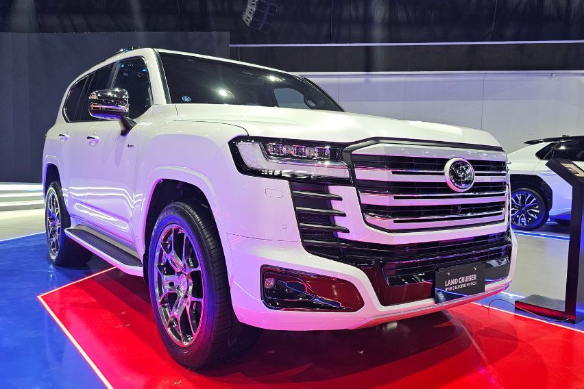In 5 photos: Toyota Land Cruiser 300 gets electrified in PH