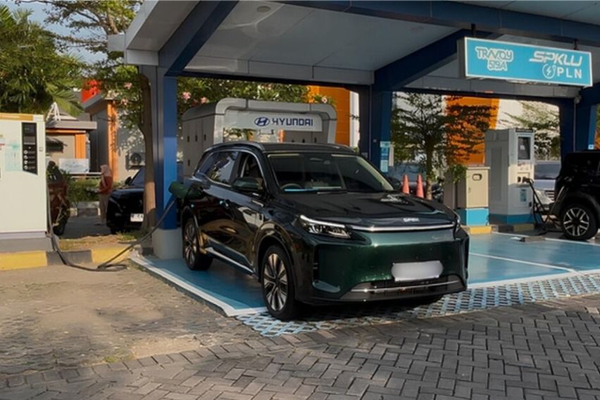 Wujud DFSK E5 Plus Terungkap Lebih Detail, Siap Ramaikan Segmen SUV PHEV