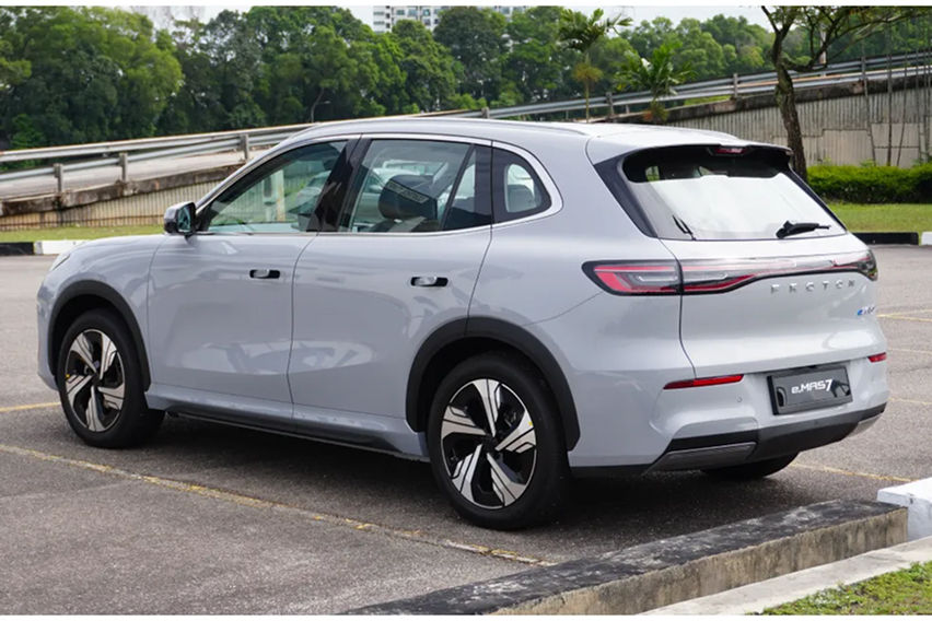 Proton e.MAS 7 