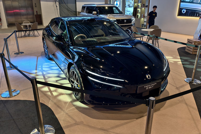 Denza Z9 GT 