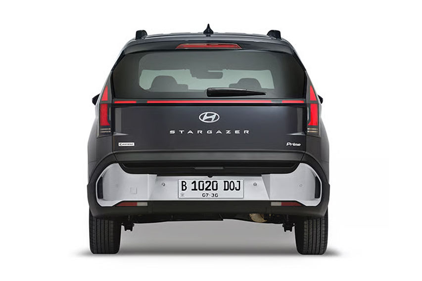 Hyundai Stargazer rear view CKD Malaysia