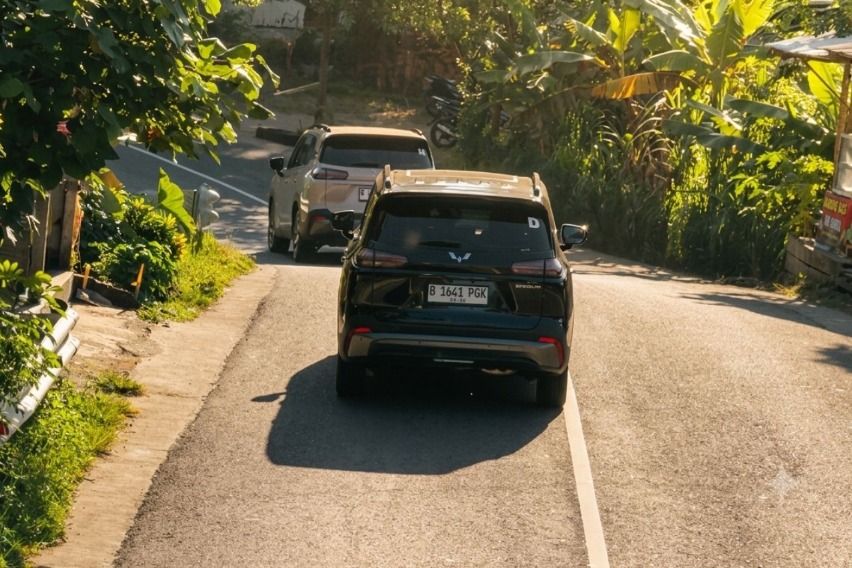 Wuling Eksion Media Drive