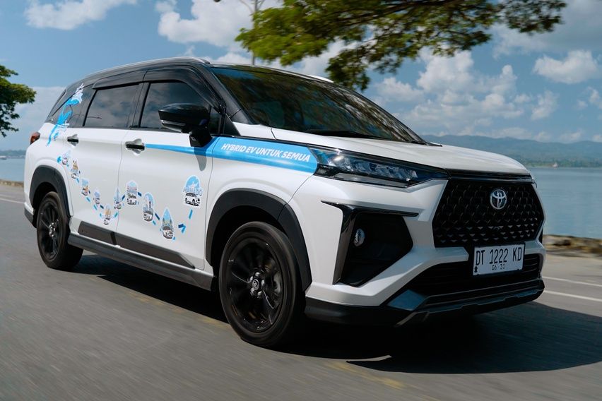 Veloz Hybrid EV Lintas Nusa 2.0