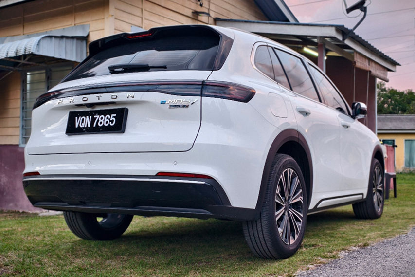 Proton e.MAS7 PHEV rear view