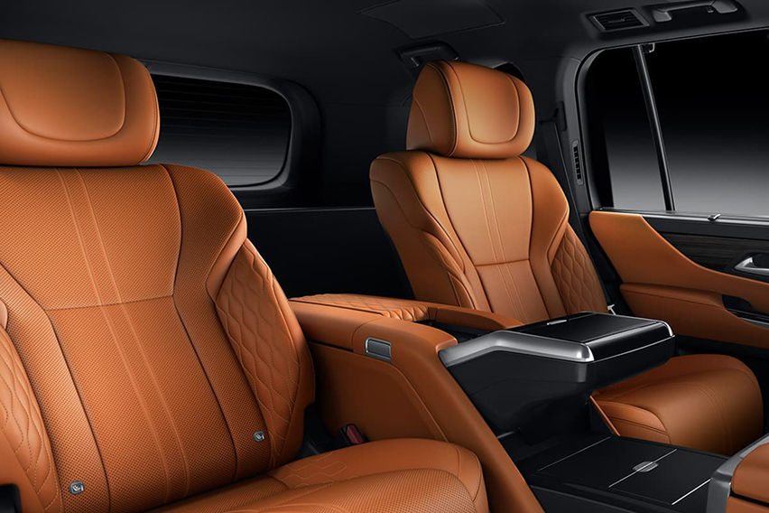 Lexus LX VIP
