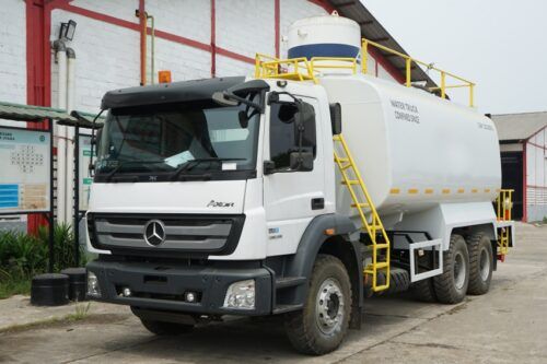 Mercedes-Benz dan Karoseri Lokal Bersinergi, Hasilkan Truk yang Siap Kerja 