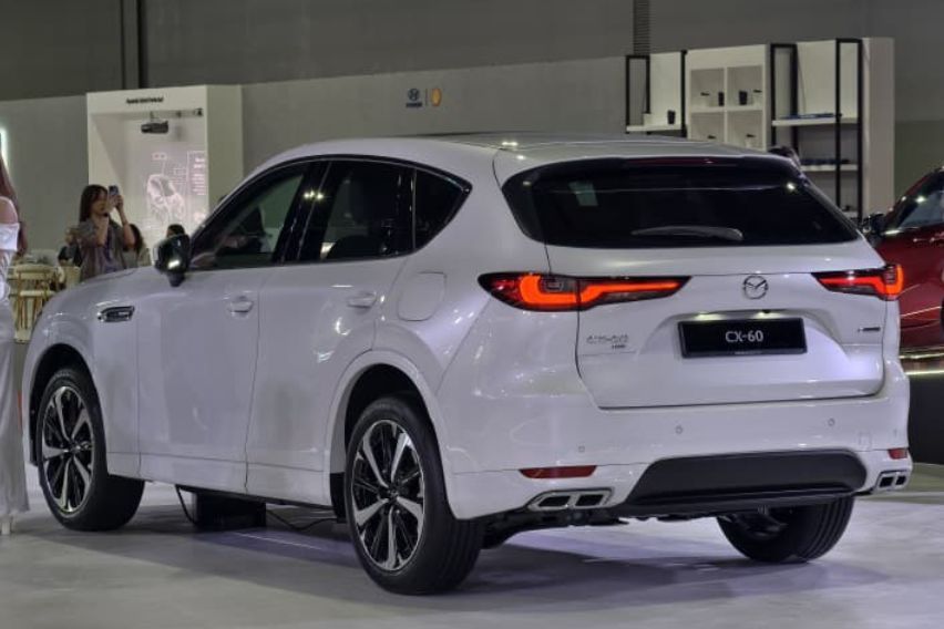 Mazda CX-60 3.3G AWD rear