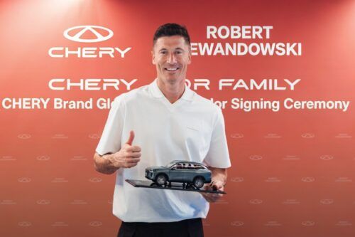 Gaet Robert Lewandowski, Chery Perkuat Visi Global Mobilitas Keluarga Modern