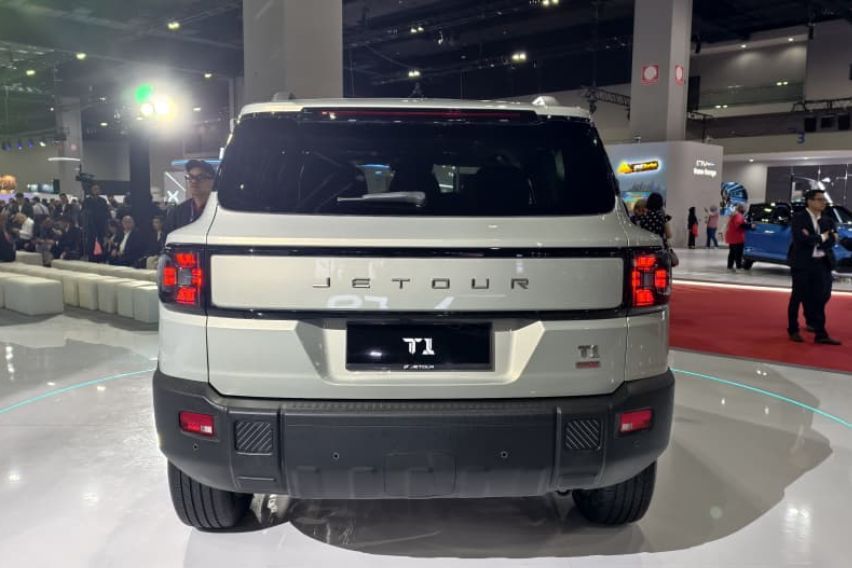 Jetour T1 rear