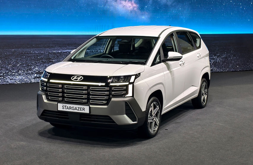 Hyundai Stargazer Malaysia debut front view