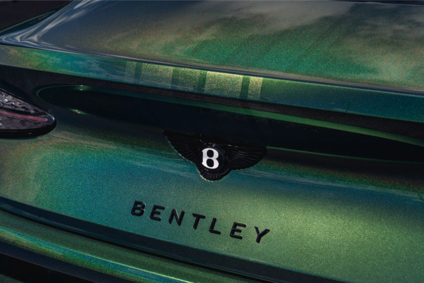 New ‘Spectraflair’ finish kickstarts Bentley’s new paint shop