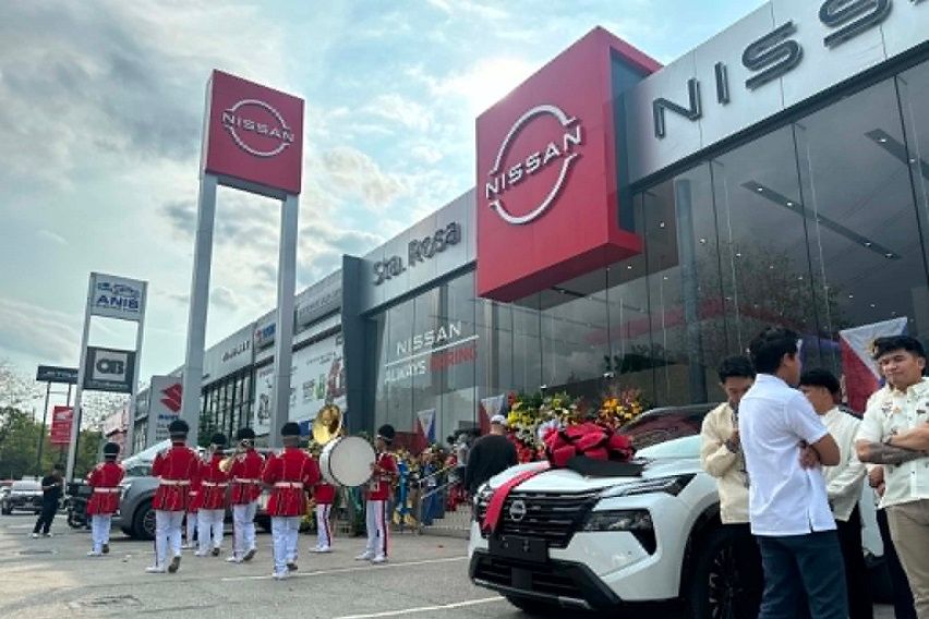 Nissan Sta Rosa