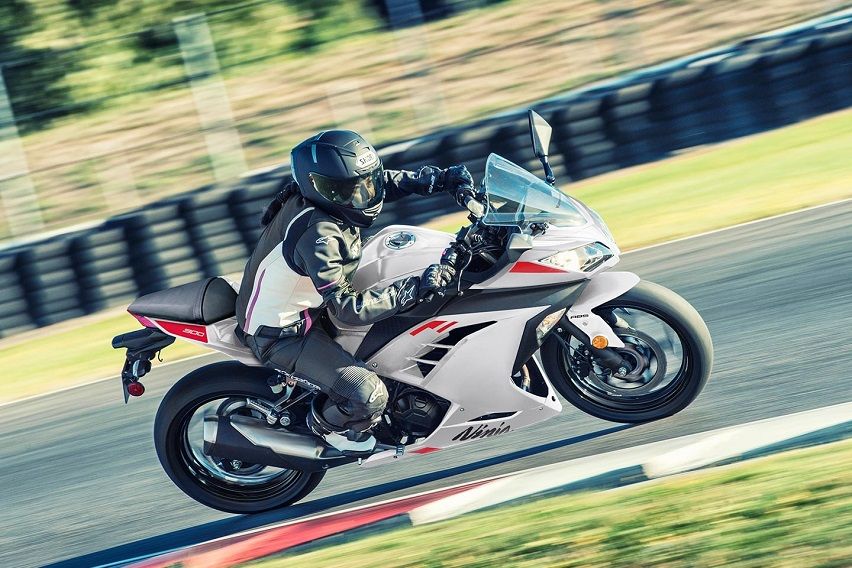 Ninja 300