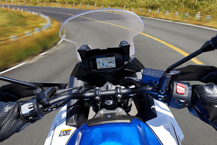Suzuki SV-7 GX console