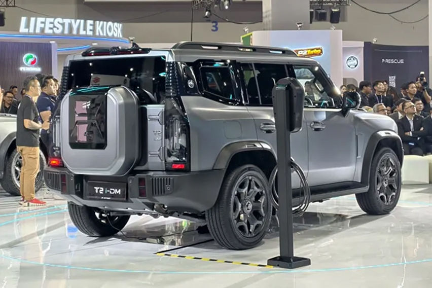 Jetour T2 i-DM rear