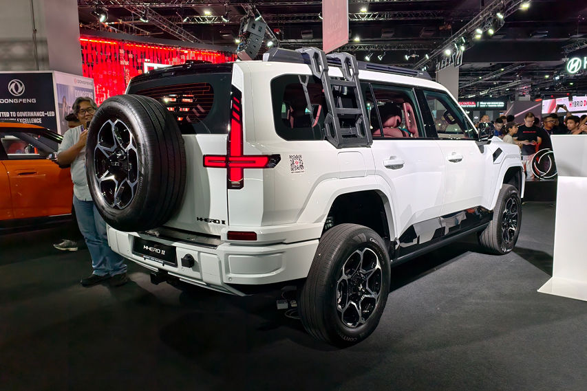 Dongfeng M Hero II off-road SUV rear view KLIMS 2026