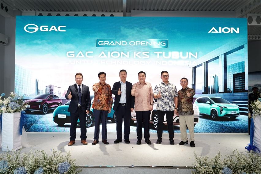 Peresmian dealer baru GAC AION KS Tubun yang berada di bawah pengelolaan PT Juntu Technology Indonesia, Jakarta Pusat