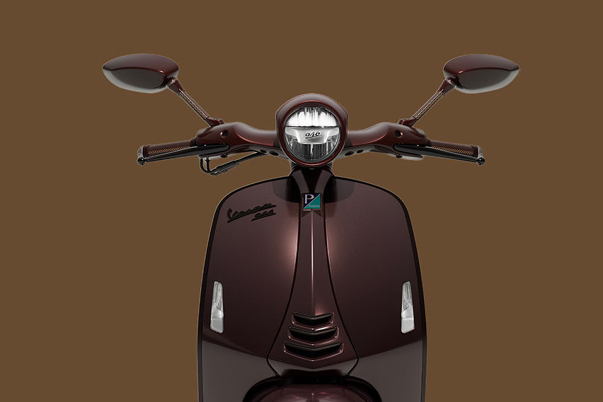 Vespa 946 Horse 