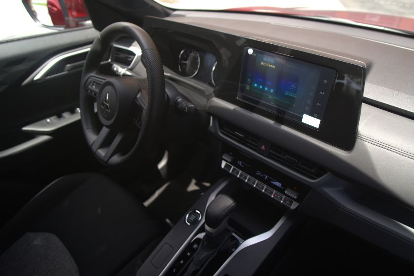 Mitsubishi Xforce GLX