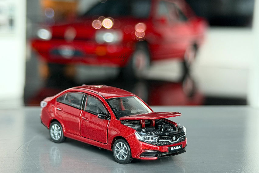 Proton Saga diecast model