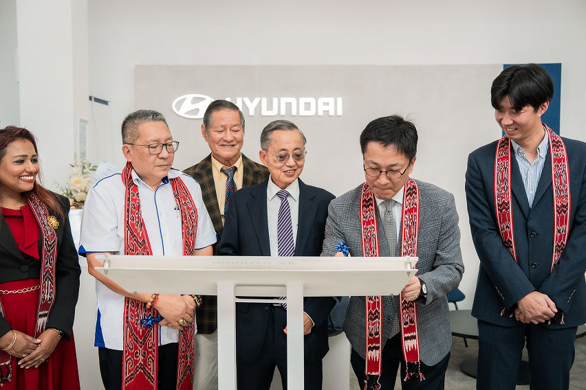 Hyundai Kuching 3S centre