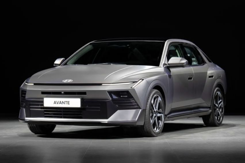 8th-gen Hyundai Elantra unveiled at Busan Mobility Show in South Korea
