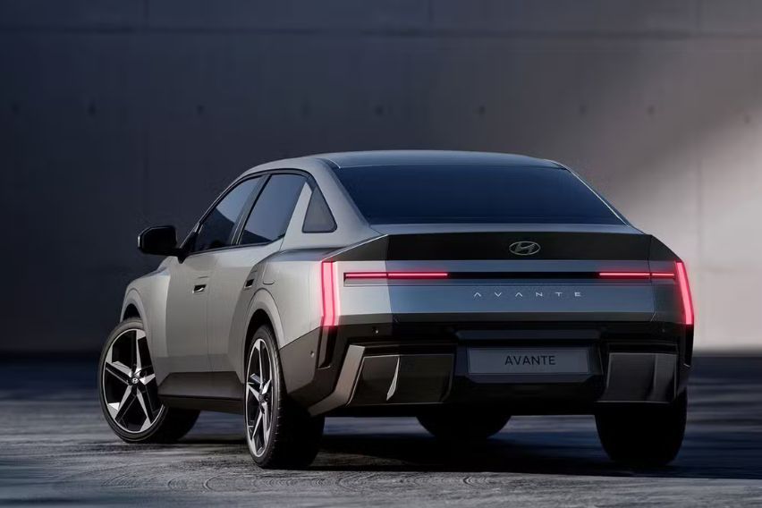 Hyundai Avante rear