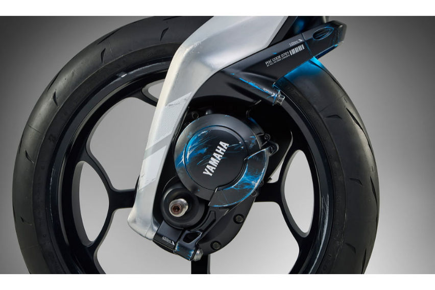 Yamaha MOTOROiD: &Lambda;