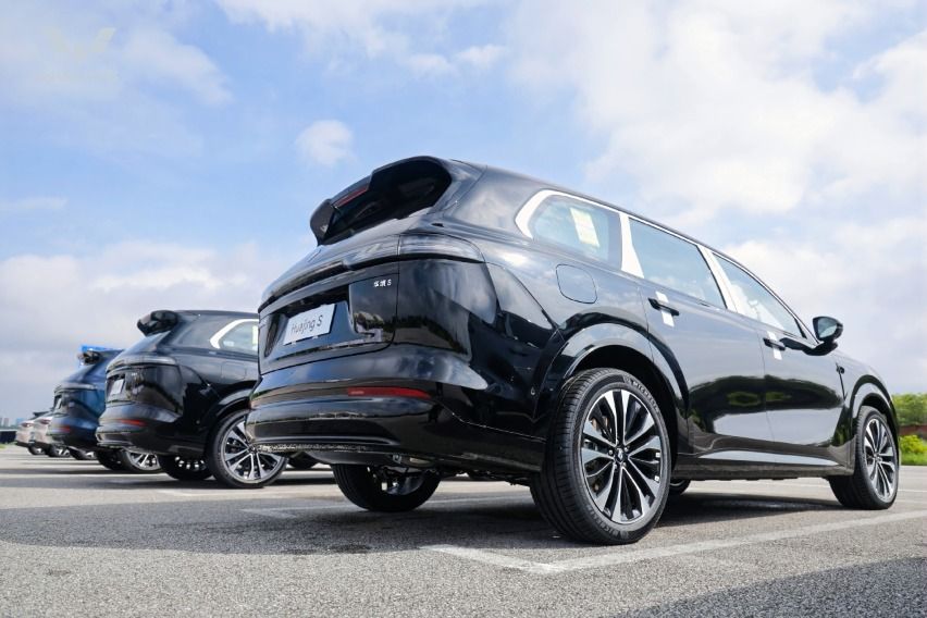 Baojun Huajing S