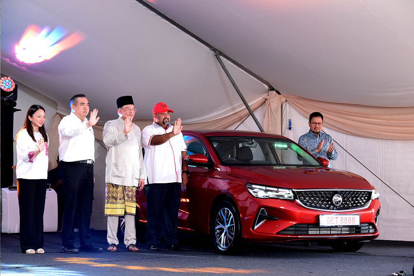 Proton S70 joins Teksi Madani national taxi renewal programme