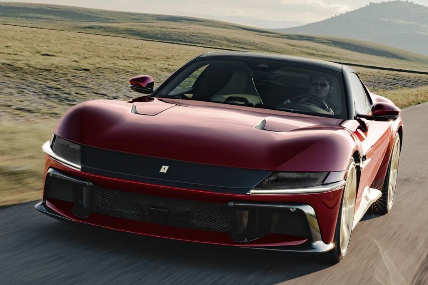 Ferrari's gated manual shifter returns on new 12Cilindri Manuale
