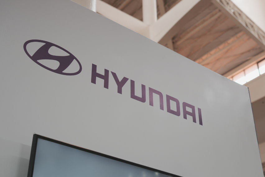 Hyundai Staria HEV