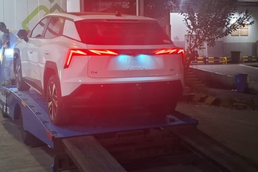Omoda O4 EV