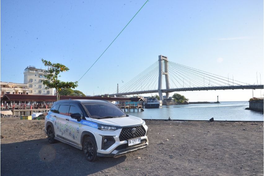 Veloz Hybrid EV Lintas Nusa 2.0