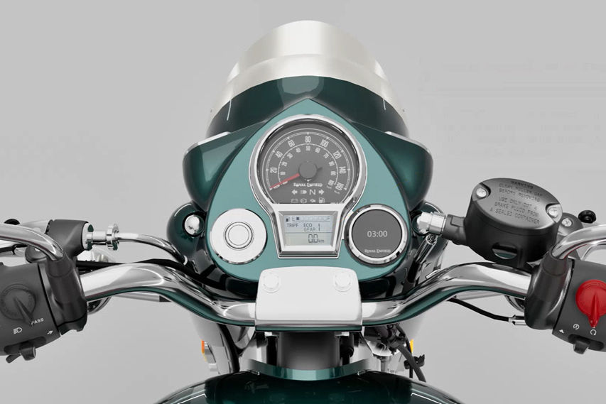 Royal Enfield Classic 350 cockpit Malaysia view
