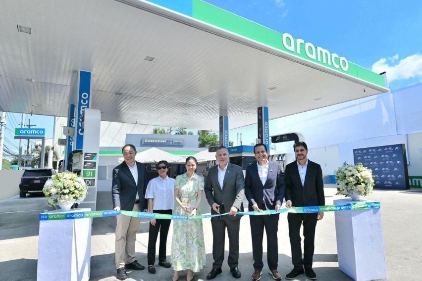 aramco ribbon cutting