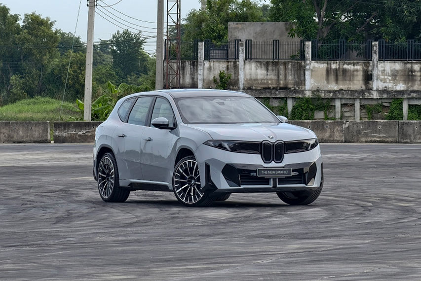 2026 BMW iX3 front view Malaysia