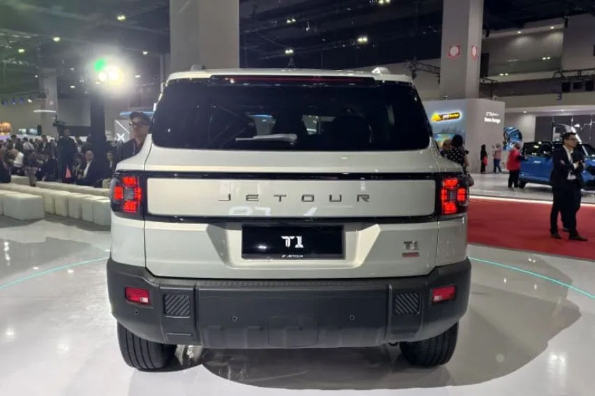 Jetour T1 rear