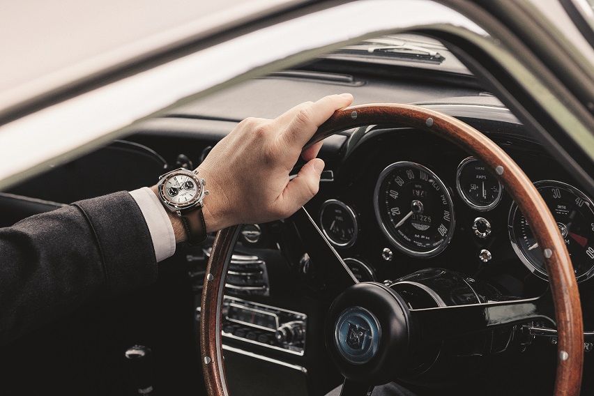 Aston Martin x Breitling