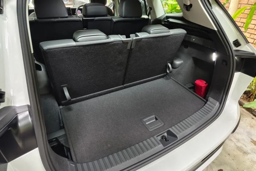 Volkswagen Tayron boot space
