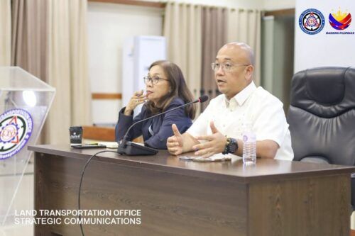 LTO warns auto, moto dealers on OR, CR, license plate processing