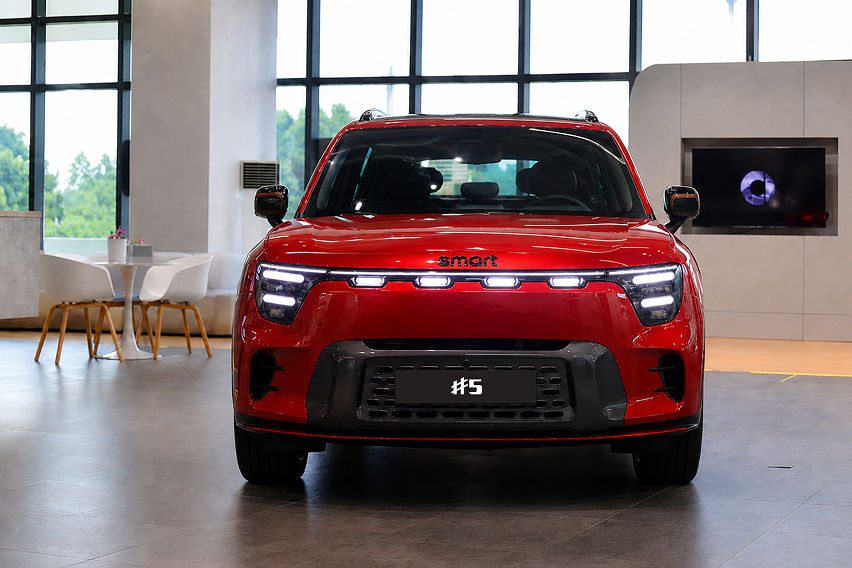 New smart #5 BRABUS Laser Red Edition