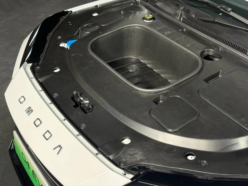Omoda O4