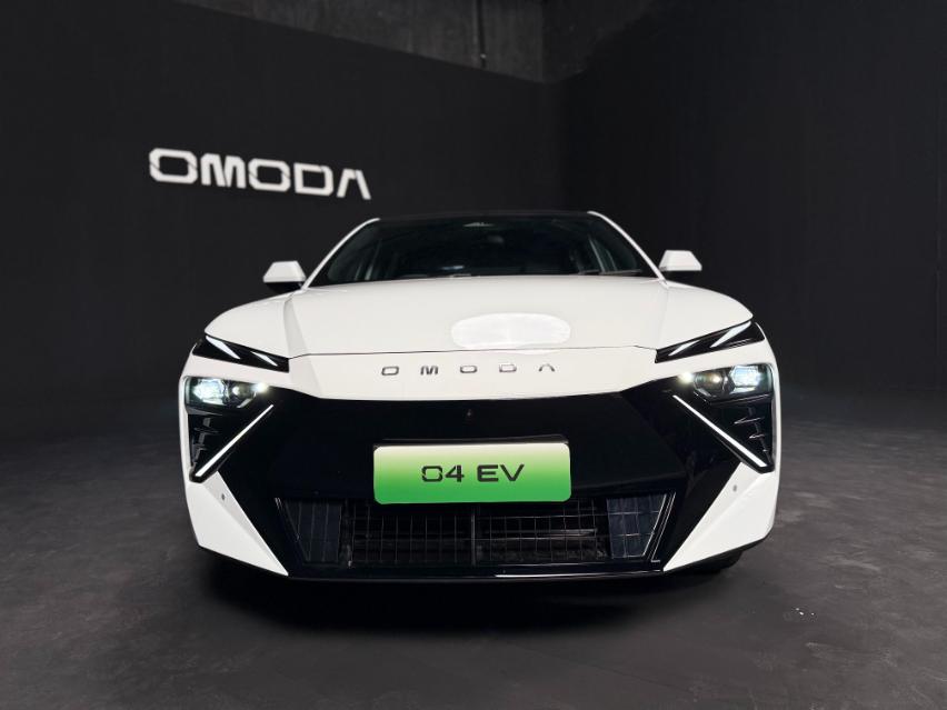 Omoda O4