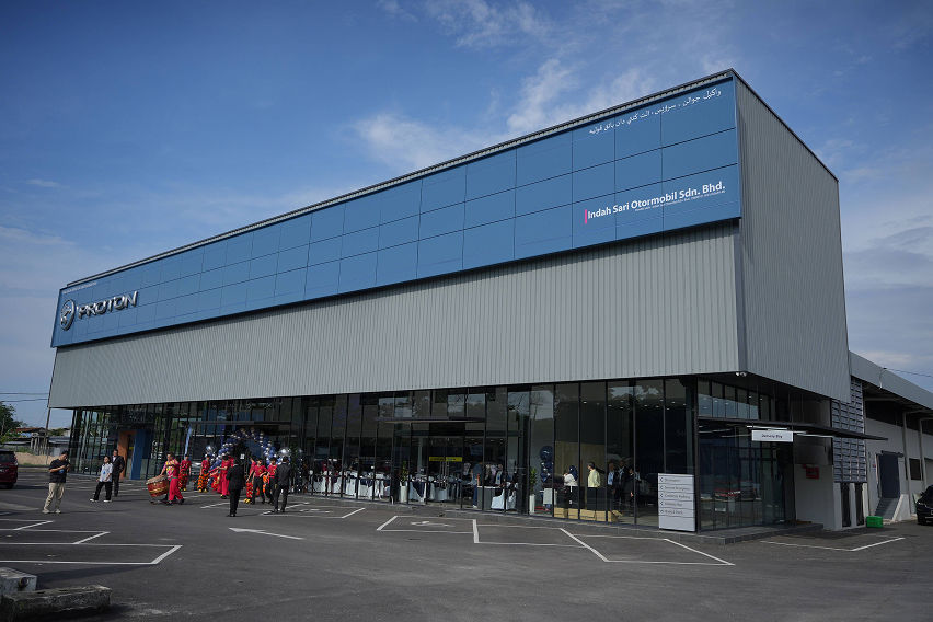 10 new Proton outlets open in 10 days