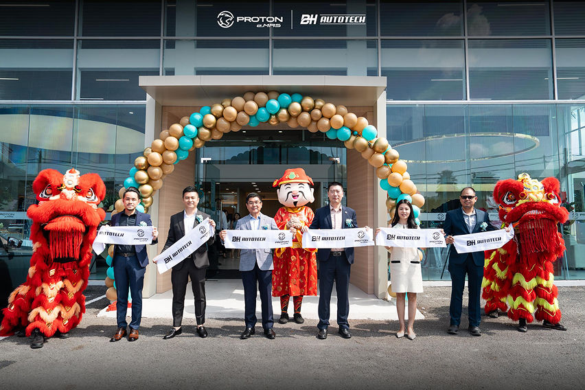 10 new Proton outlets open in 10 days