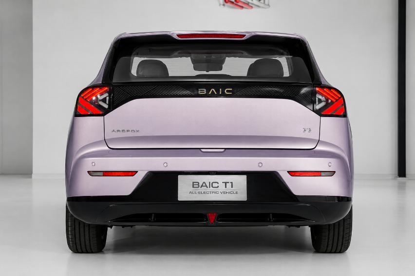BAIC T1