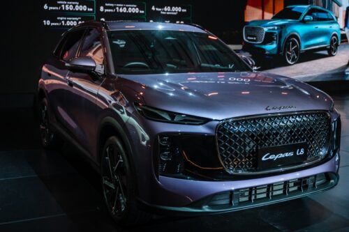 Lepas L8 Resmi Mengaspal di Indonesia, SUV PHEV Premium Dibanderol Rp589 Juta