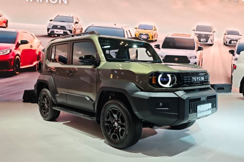 Toyota Land Cruiser FJ