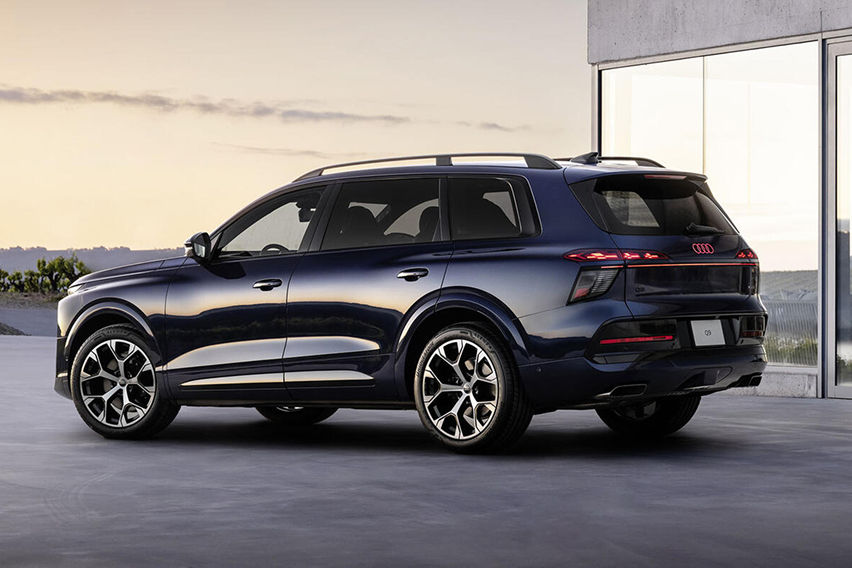 Audi Q9 rear